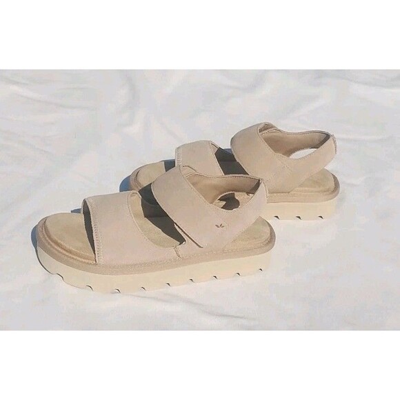 Koolaburra by UGG Tizz Sandal Womens Size 8 Desert Stone Suede Adjustable NEW - Picture 4 of 5